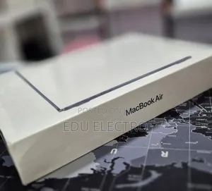 New Laptop Apple MacBook Air 2022 M2 8GB Apple M2 SSD 256GB