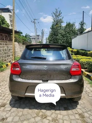 Suzuki Swift 2022 Gray