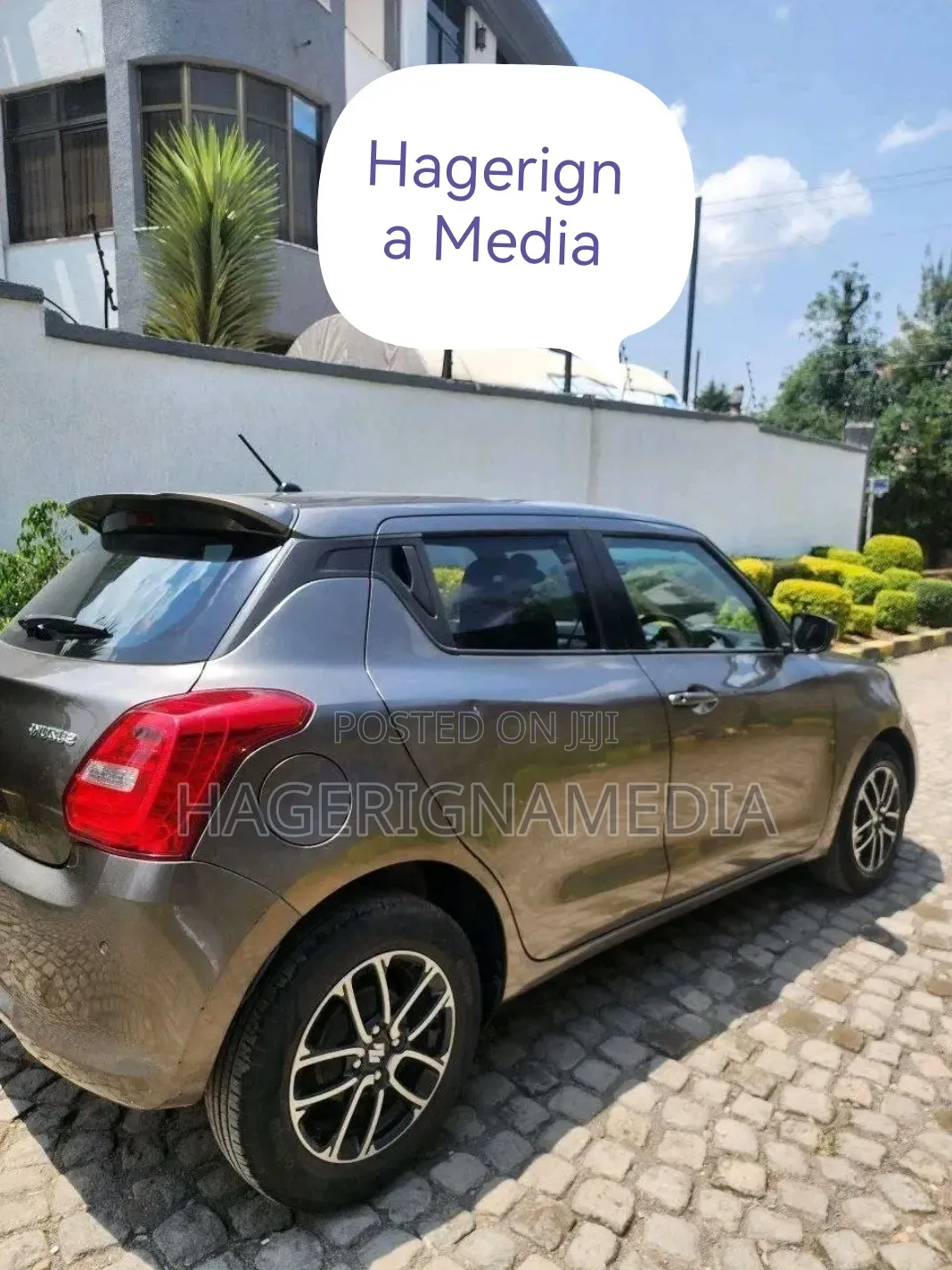 Suzuki Swift 2022 Gray