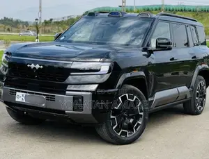BYD Leopard 8 2.0 Hybrid AWD 2025