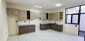 Furnished 7bdrm House in Bole for sale