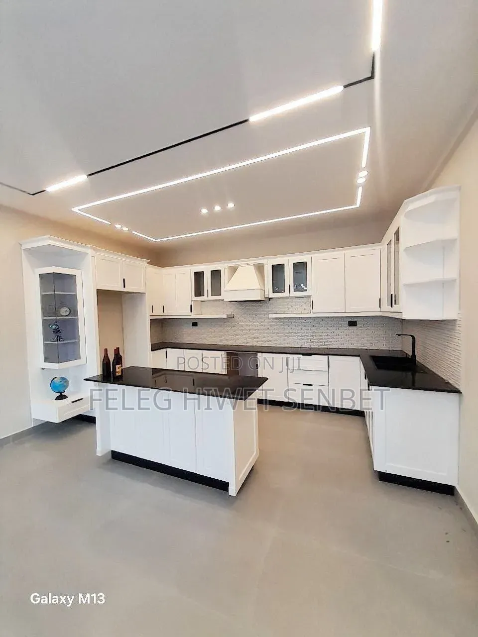 Furnished 7bdrm House in Bole for sale
