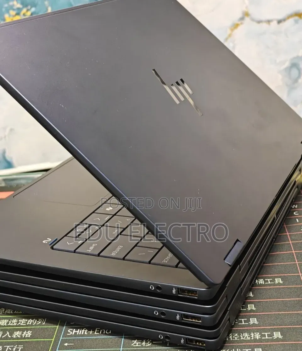 New Laptop HP OmniBook 5 14" 16GB Intel Core Ultra 7 SSD 1T