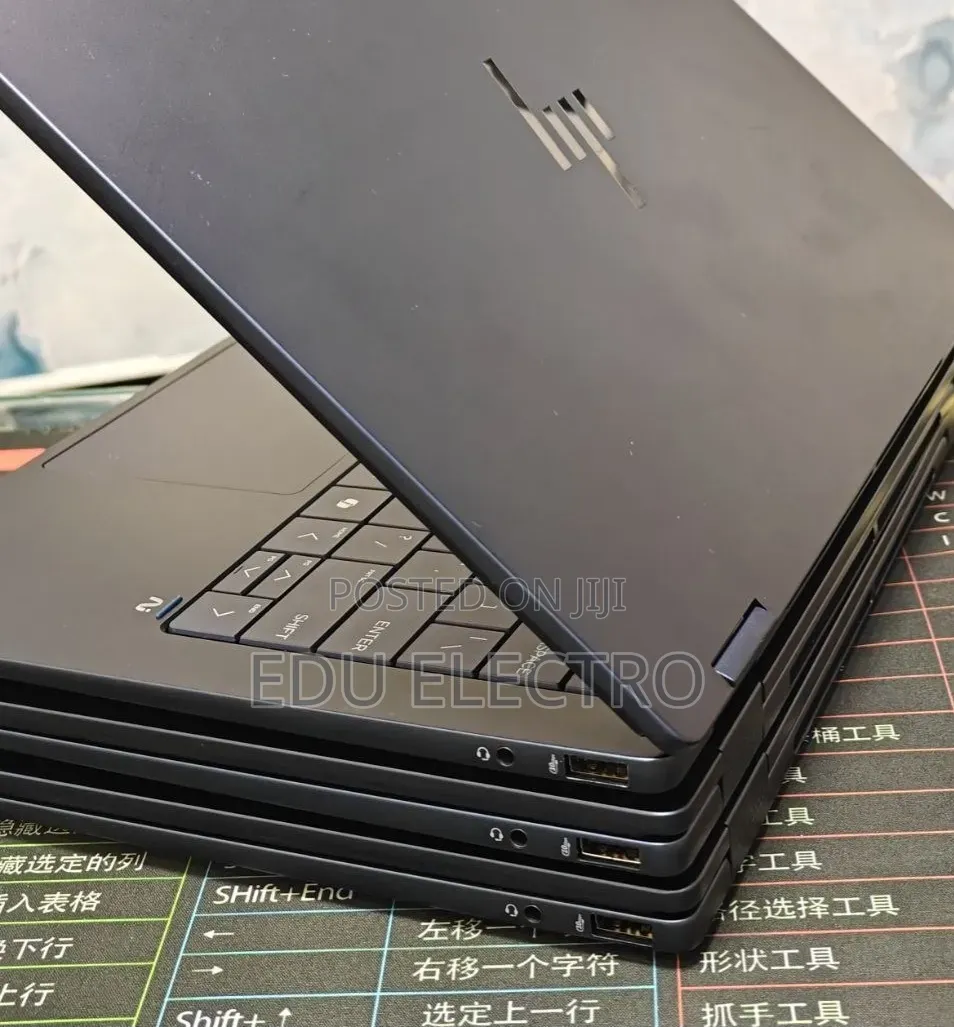 New Laptop HP OmniBook 5 14" 16GB Intel Core Ultra 7 SSD 1T