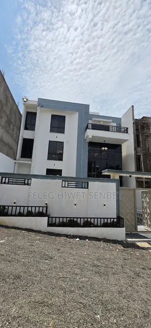 Furnished 6bdrm Villa in አአ, Bole for sale