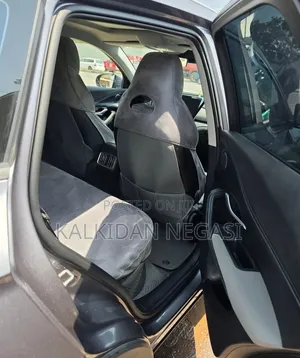 BYD Sealion 06 EV 2025 Silver