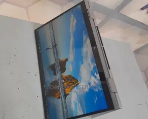 New Laptop HP Envy X360 8GB Intel Core I7 SSD 256GB