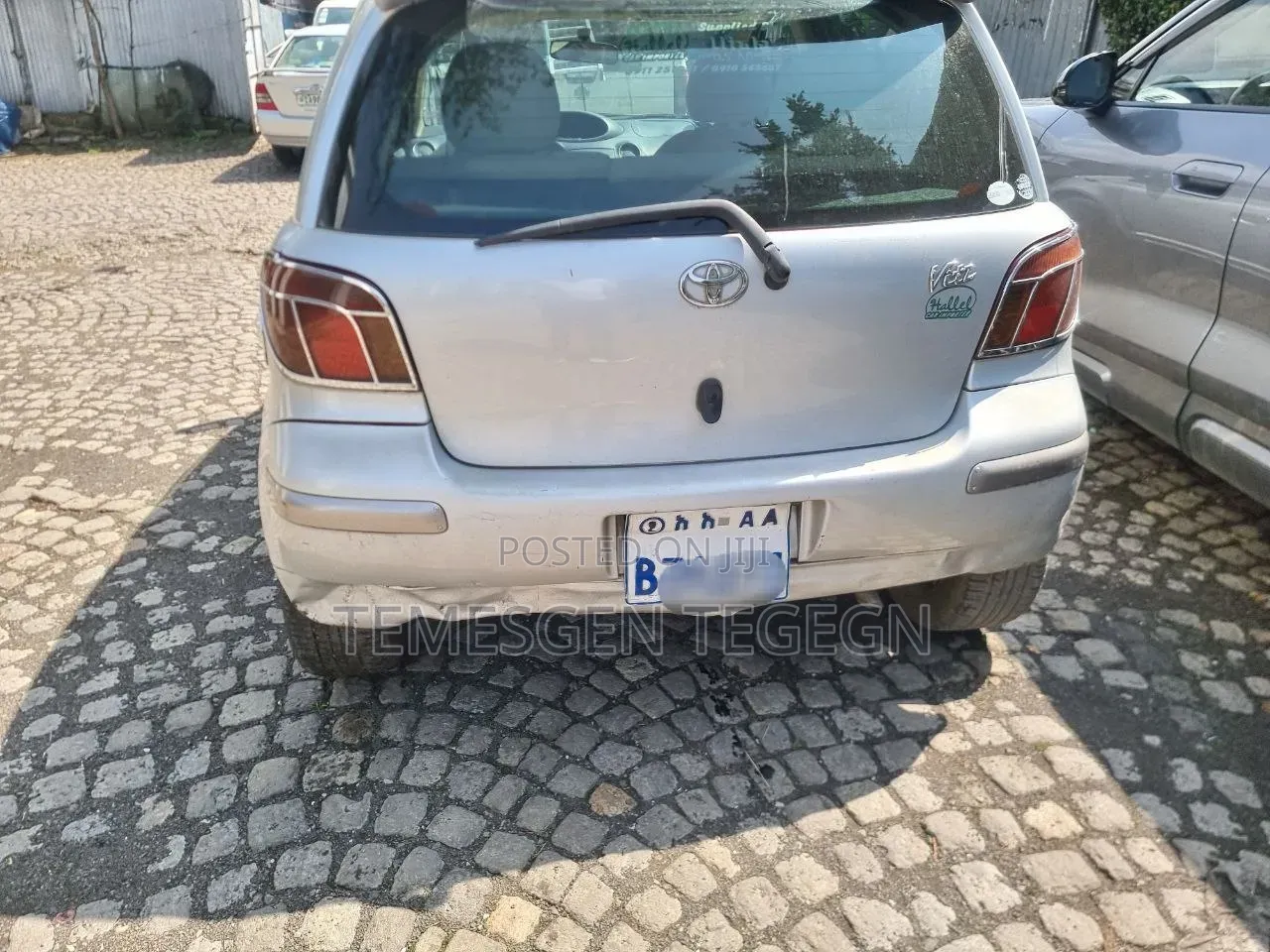Toyota Vitz 2004 Silver