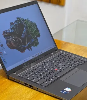 New Laptop Lenovo ThinkPad T14s G4 16GB Intel Core i7 SSD 512GB