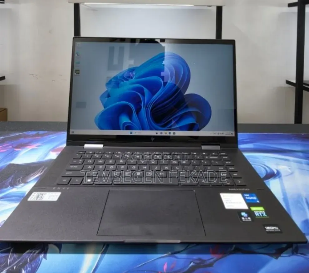 New Laptop HP Envy x360 15t 16GB Intel Core i5 SSD 512GB
