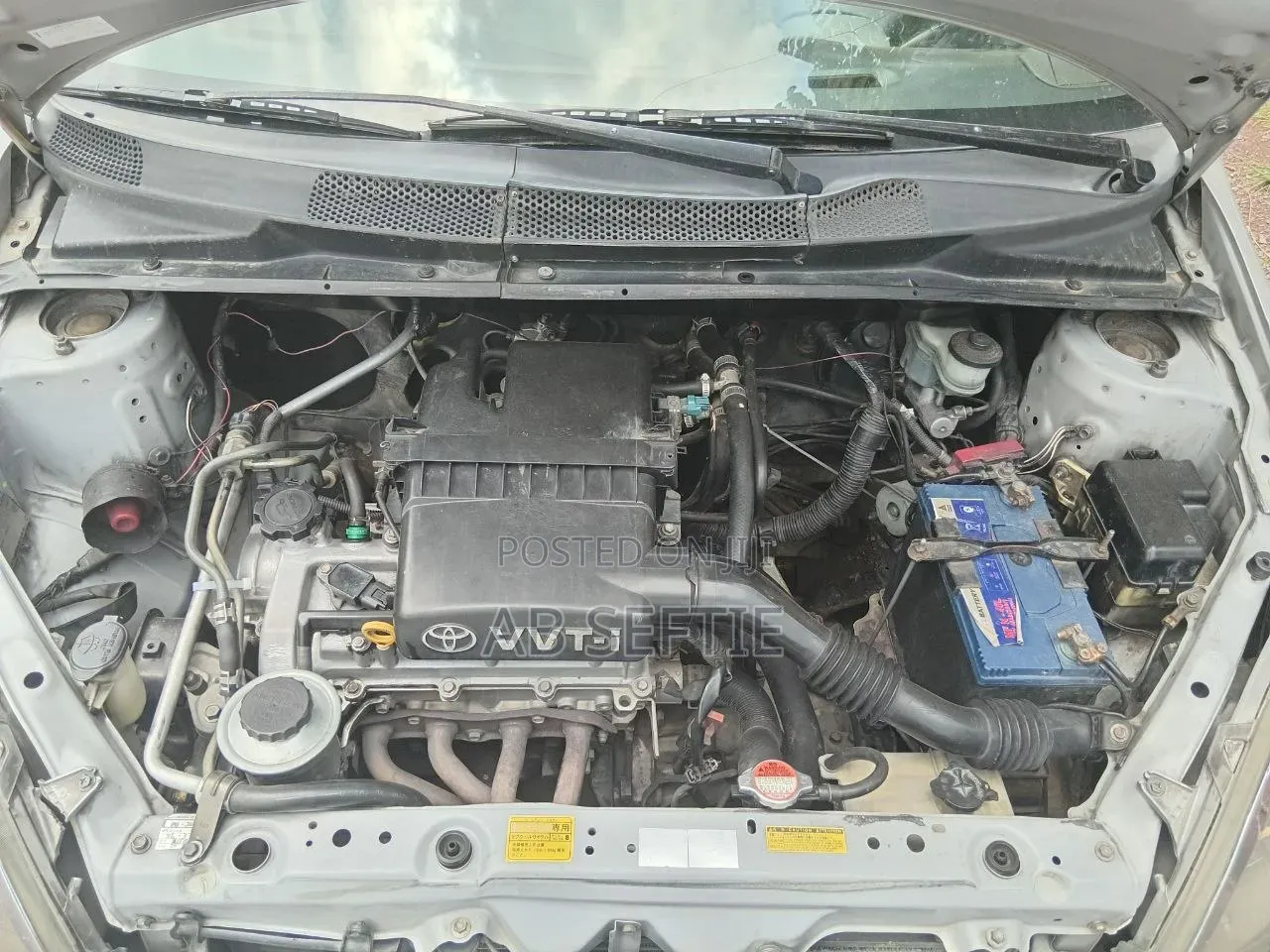 Toyota Vitz 2001 Silver