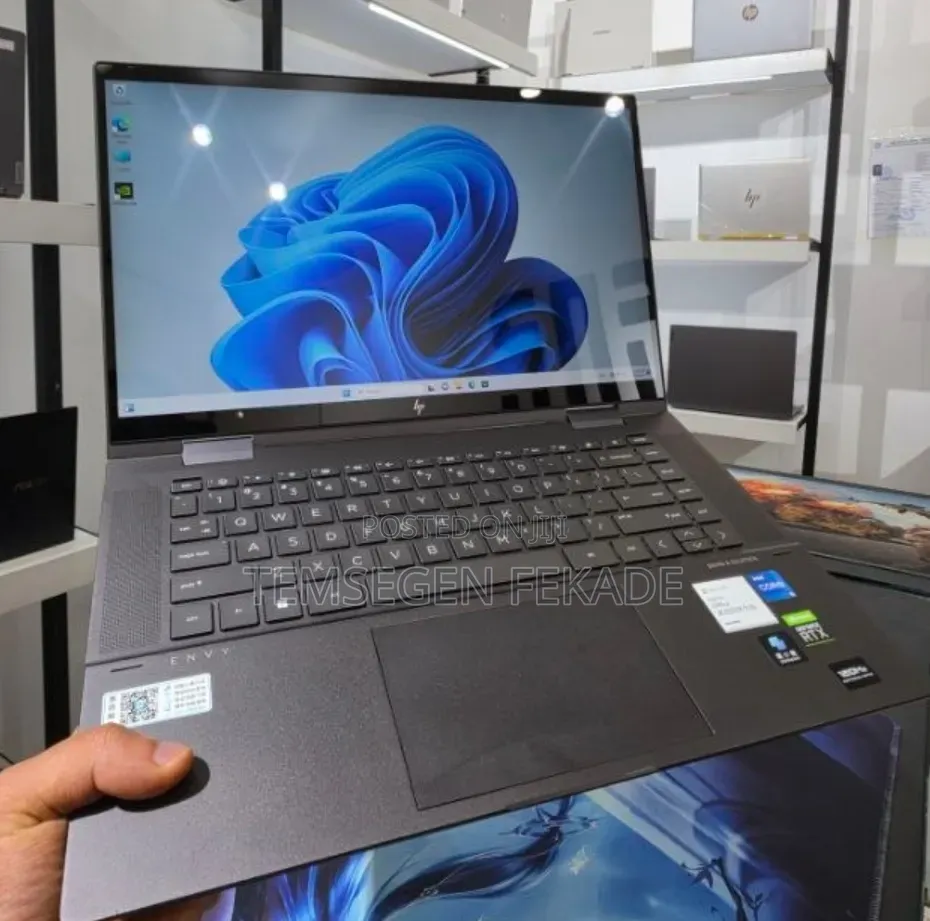 New Laptop HP Envy x360 15t 16GB Intel Core i5 SSD 512GB