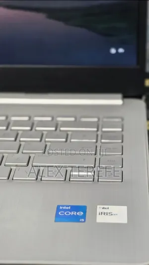 New Laptop HP Stream Notebook 8GB Intel Core i5 SSD 256GB
