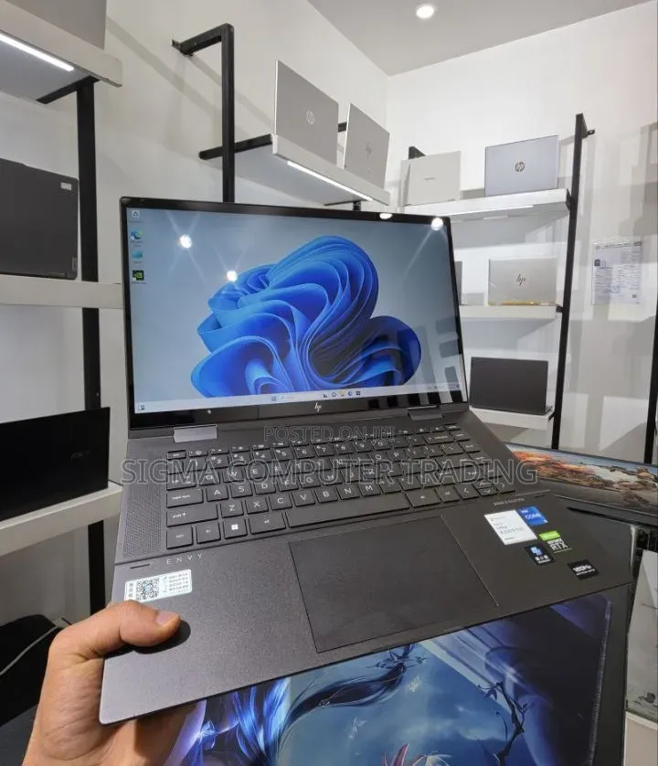 New Laptop HP Envy x360 16GB Intel Core i5 SSD 512GB