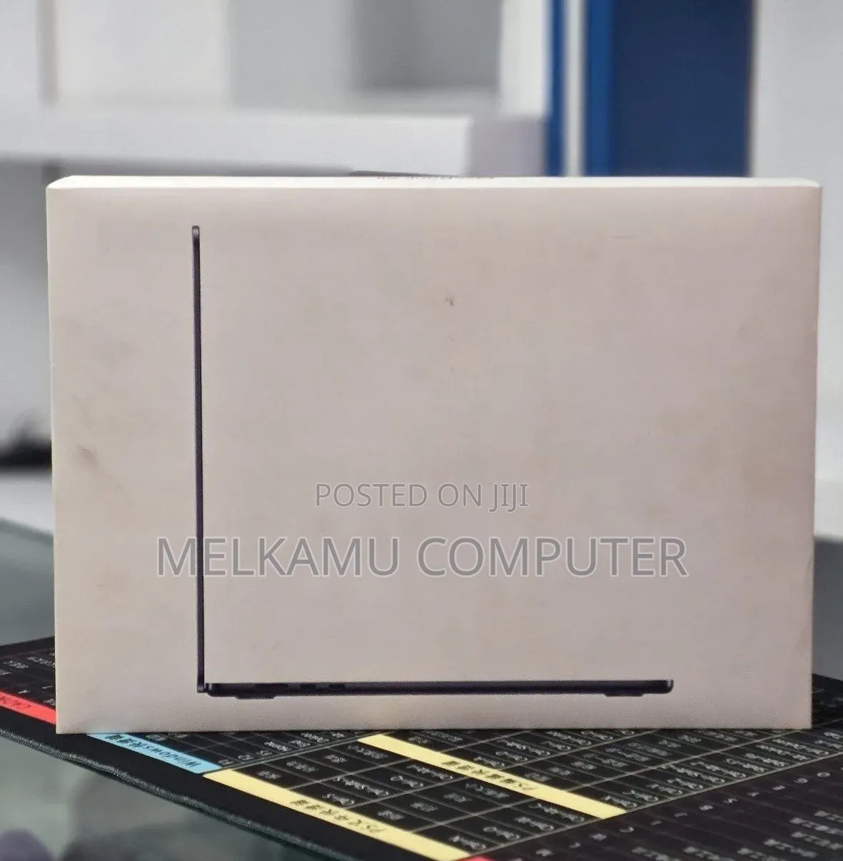 New Laptop Apple MacBook Air 2025 M4 16GB Apple M4 SSD 256GB