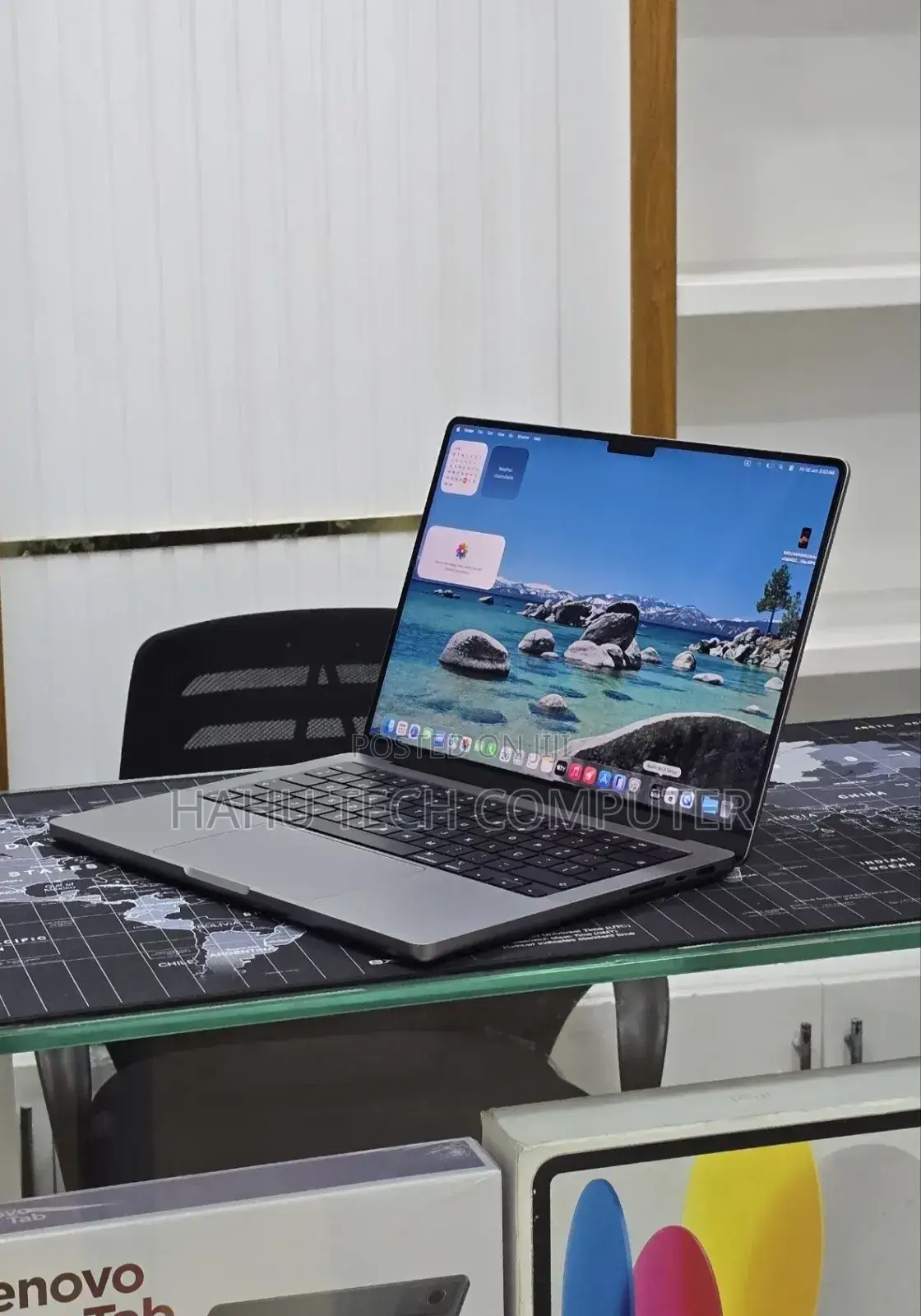 New Laptop Apple MacBook Pro 2022 M2 8GB Apple M2 SSD 256GB