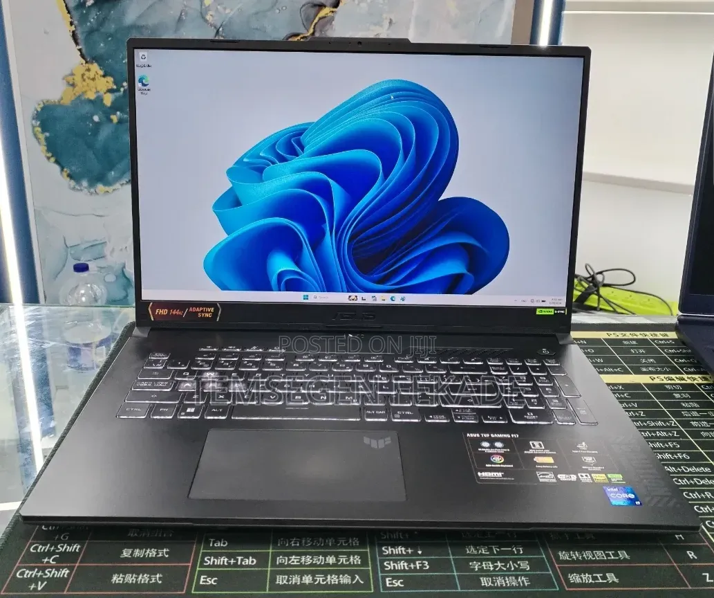 New Laptop Asus TUF Gaming F17 16GB Intel Core i7 SSD 1T
