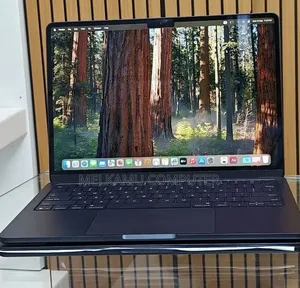 New Laptop Apple MacBook Air 2025 M4 16GB Apple M4 SSD 256GB