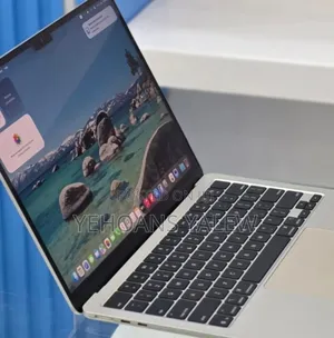 New Laptop Apple MacBook Air 2025 M4 16GB Apple M4 SSD 256GB