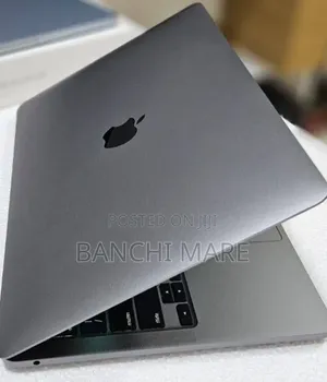 New Laptop Apple MacBook Pro 2022 M2 8GB Apple M2 SSD 256GB