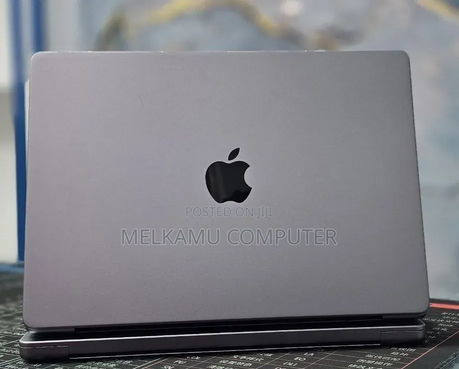 New Laptop Apple MacBook Pro 2021 M1 32GB Apple M1 SSD 512GB