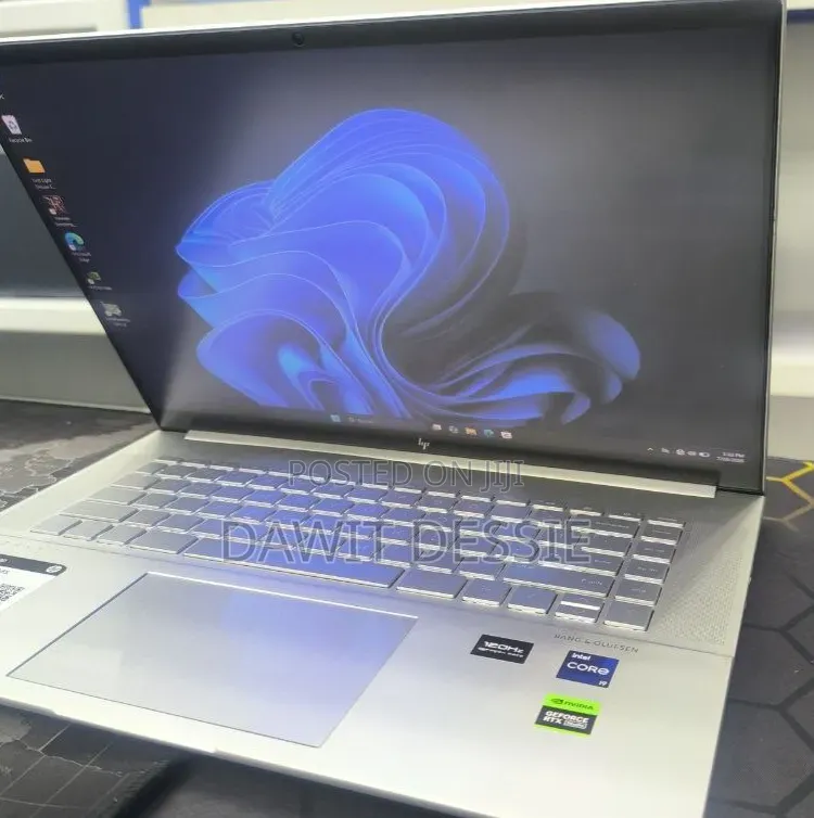 New Laptop HP 16GB Intel Core i9 SSD 1T