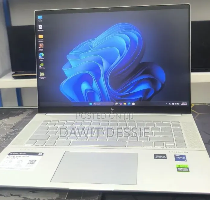New Laptop HP 16GB Intel Core i9 SSD 1T