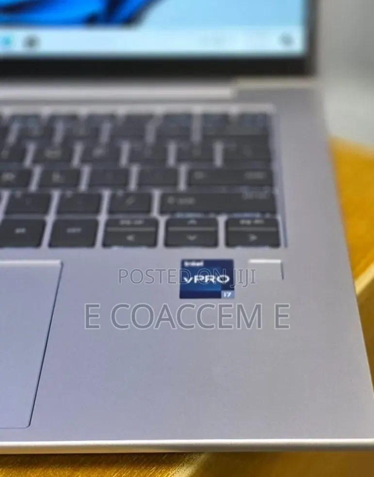 New Laptop HP EliteBook 840 G10 16GB Intel Core i7 SSD 512GB