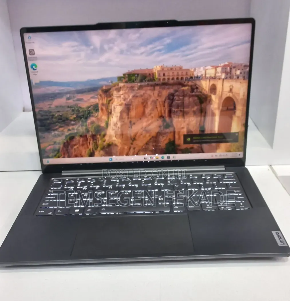 New Laptop Lenovo 32GB Intel Core i7 SSD 1T