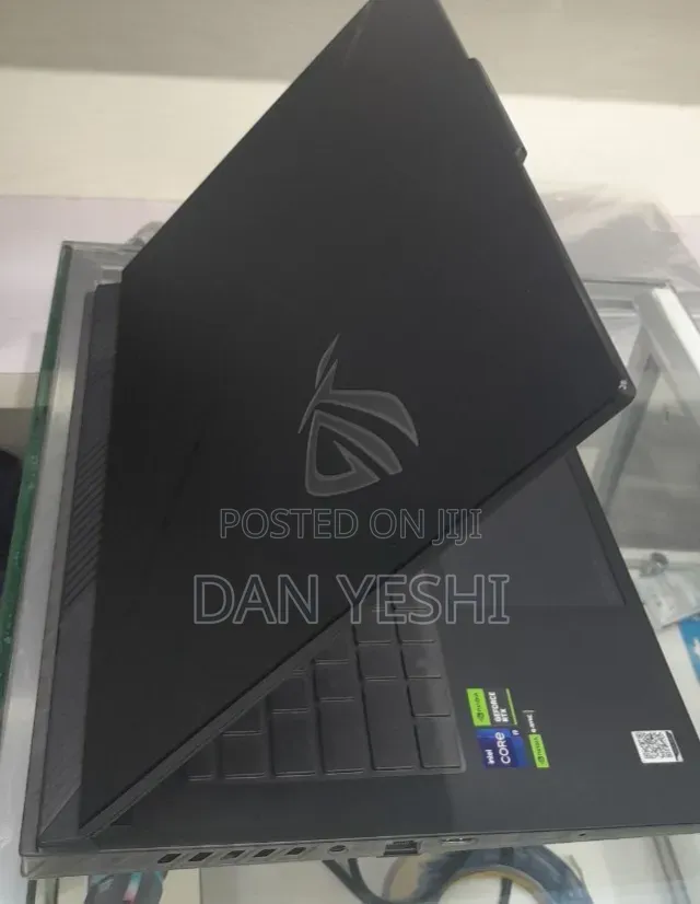 New Laptop Asus ROG Strix G16 G614 16GB Intel Core i9 SSD 1T