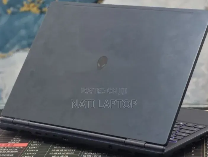 New Laptop Alienware 16x Aurora 32GB Intel Core Ultra 9 SSD 1T
