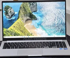 New Laptop Samsung Galaxy Book4 16GB Intel Core 7 SSD 512GB