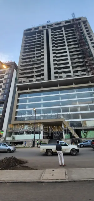 4bdrm Apartment in Dema Hope Real, Bole for sale