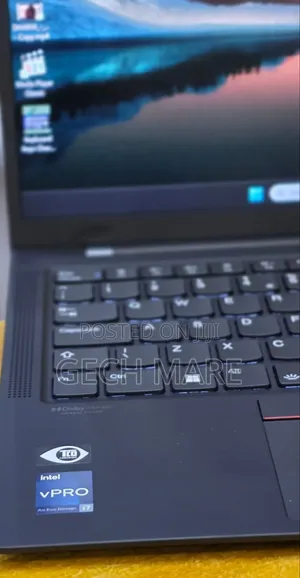 New Laptop Lenovo ThinkPad X1 Carbon 16GB Intel Core i7 SSD 512GB