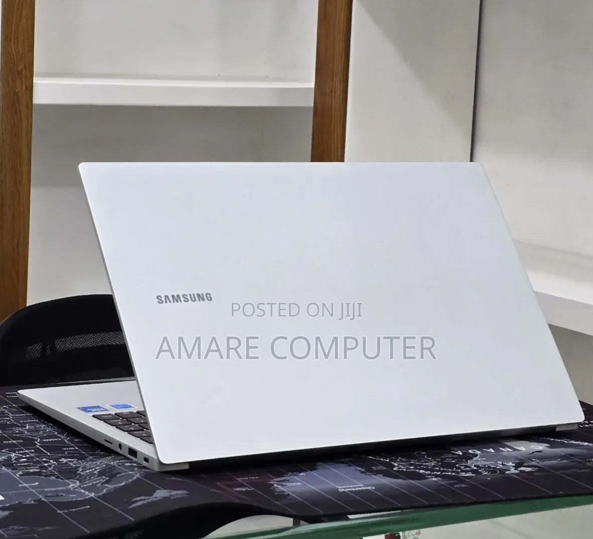 New Laptop Samsung Galaxy Book4 16GB Intel Core 7 SSD 512GB