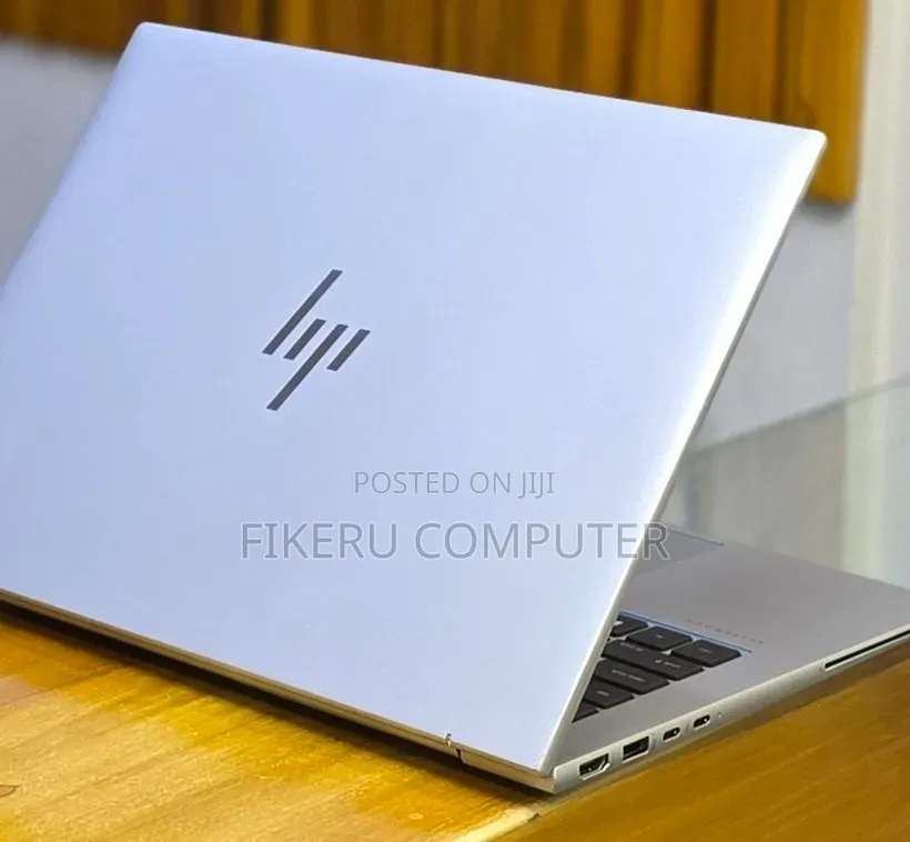 New Laptop HP EliteBook 840 G10 16GB Intel Core i7 SSD 512GB