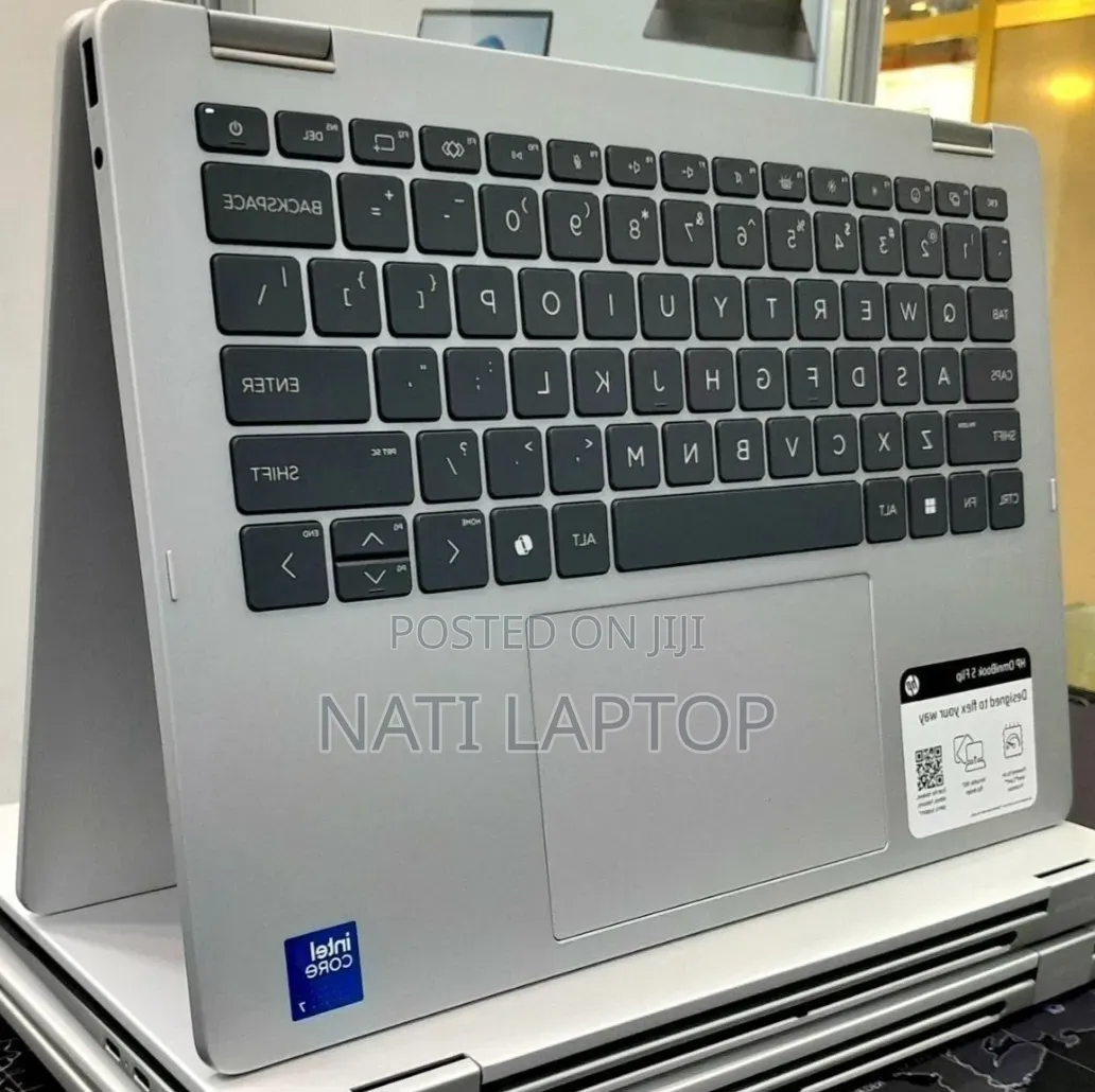 New Laptop HP OmniBook 7 14" 16GB Intel Core 7 SSD 512GB