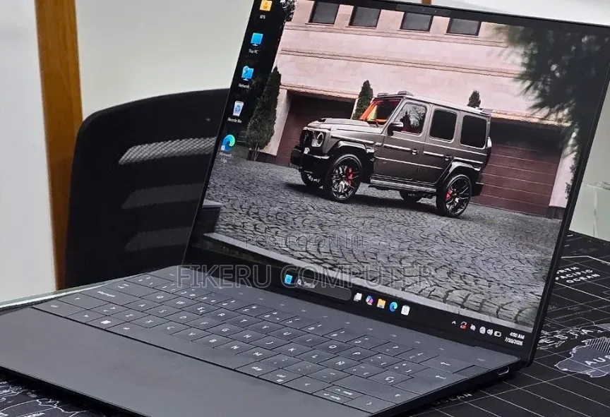 New Laptop Dell XPS 15 16GB Intel Core i7 SSD 512GB