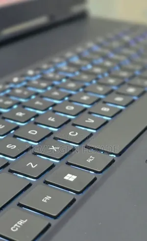 New Laptop Alienware X16 32GB Intel Core Ultra 9 SSD 1T