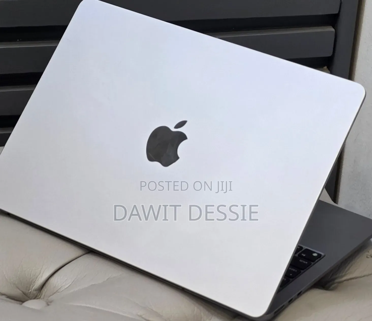 New Laptop Apple MacBook Air 2020 M1 8GB Apple M1 SSD 256GB