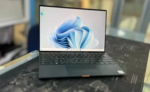 New Laptop Dell 8GB Intel Core i7 SSD 512GB