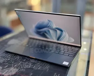 New Laptop Dell 8GB Intel Core i7 SSD 512GB