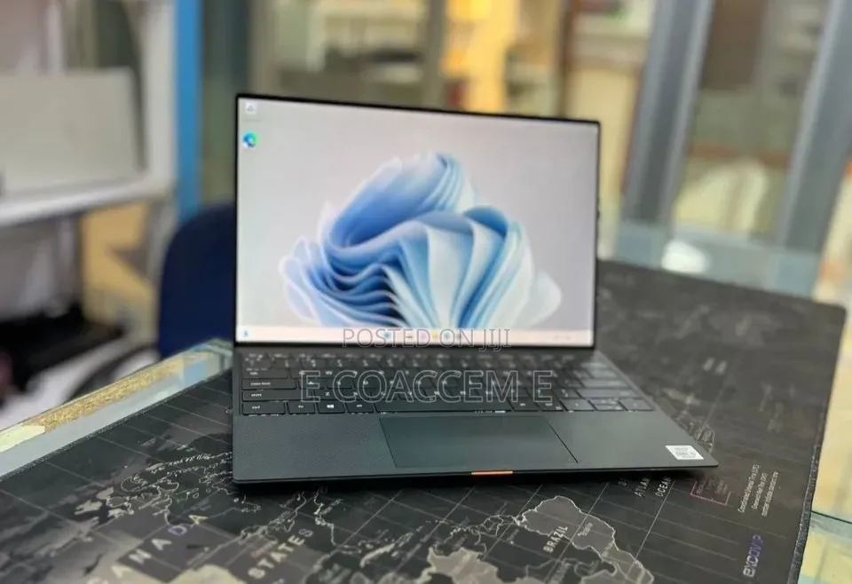 New Laptop Dell 8GB Intel Core i7 SSD 512GB