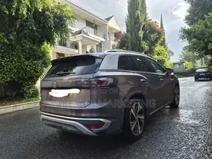 New Volkswagen ID.6 2023 Gray