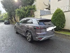 New Volkswagen ID.6 2023 Gray