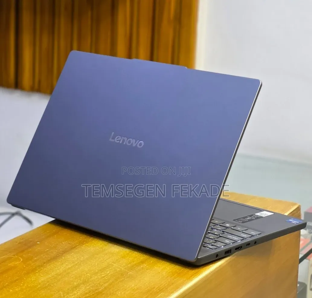 New Laptop Lenovo Ideapad 3 16GB Intel Core i7 SSD 512GB