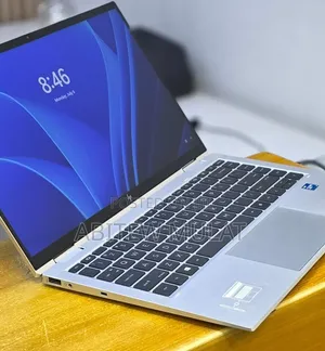 New Laptop HP EliteBook 1040 G8 16GB Intel Core i7 SSD 512GB