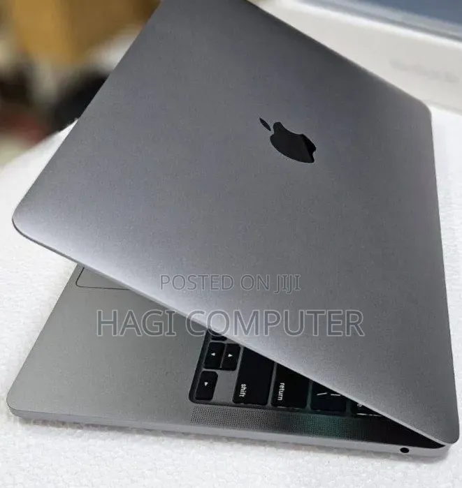 New Laptop Apple MacBook Air 2022 M2 8GB Apple M2 SSD 256GB