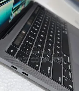 New Laptop Apple MacBook Air 2022 M2 8GB Apple M2 SSD 256GB
