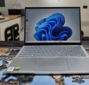 New Laptop Dell 16GB Intel Core i7 SSD 512GB